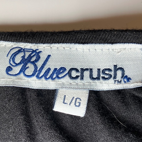 Bluecrush Black Flowy Short Sleeve Top/Indigenous Type Design - Picture 3 of 5